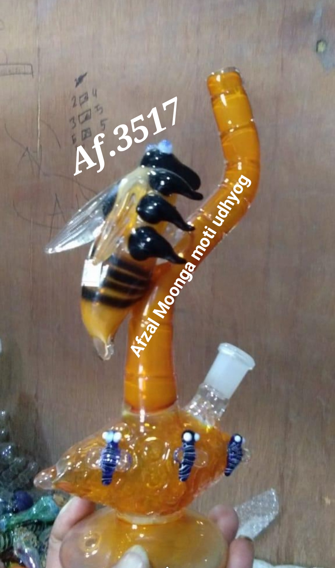 bee water pipe